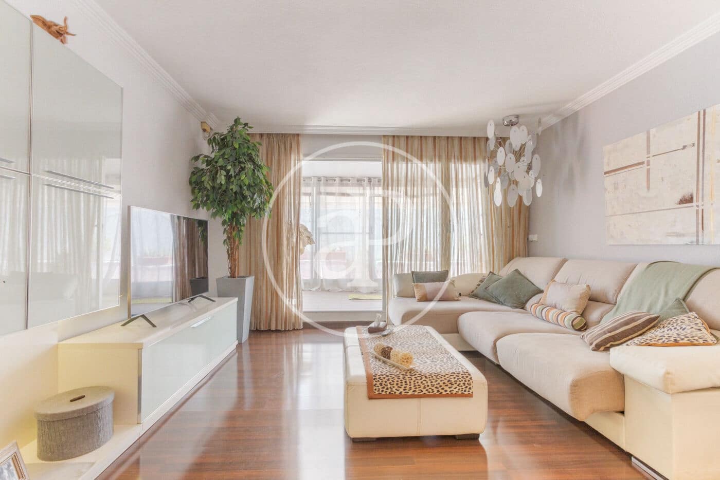 4 slaapkamer Appartement te koop in Valencia stad - € 790.000 (Ref: 9892446)