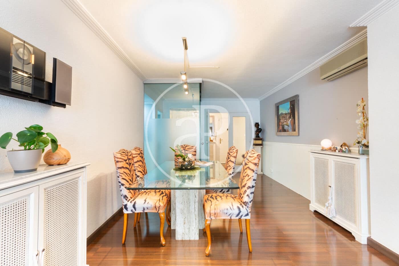 4 slaapkamer Appartement te koop in Valencia stad - € 790.000 (Ref: 9892446)