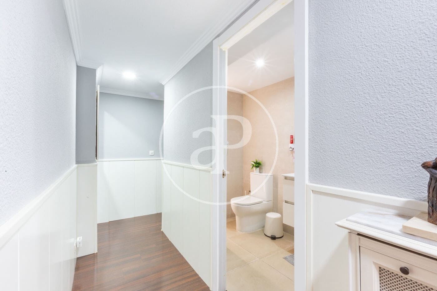4 slaapkamer Appartement te koop in Valencia stad - € 790.000 (Ref: 9892446)