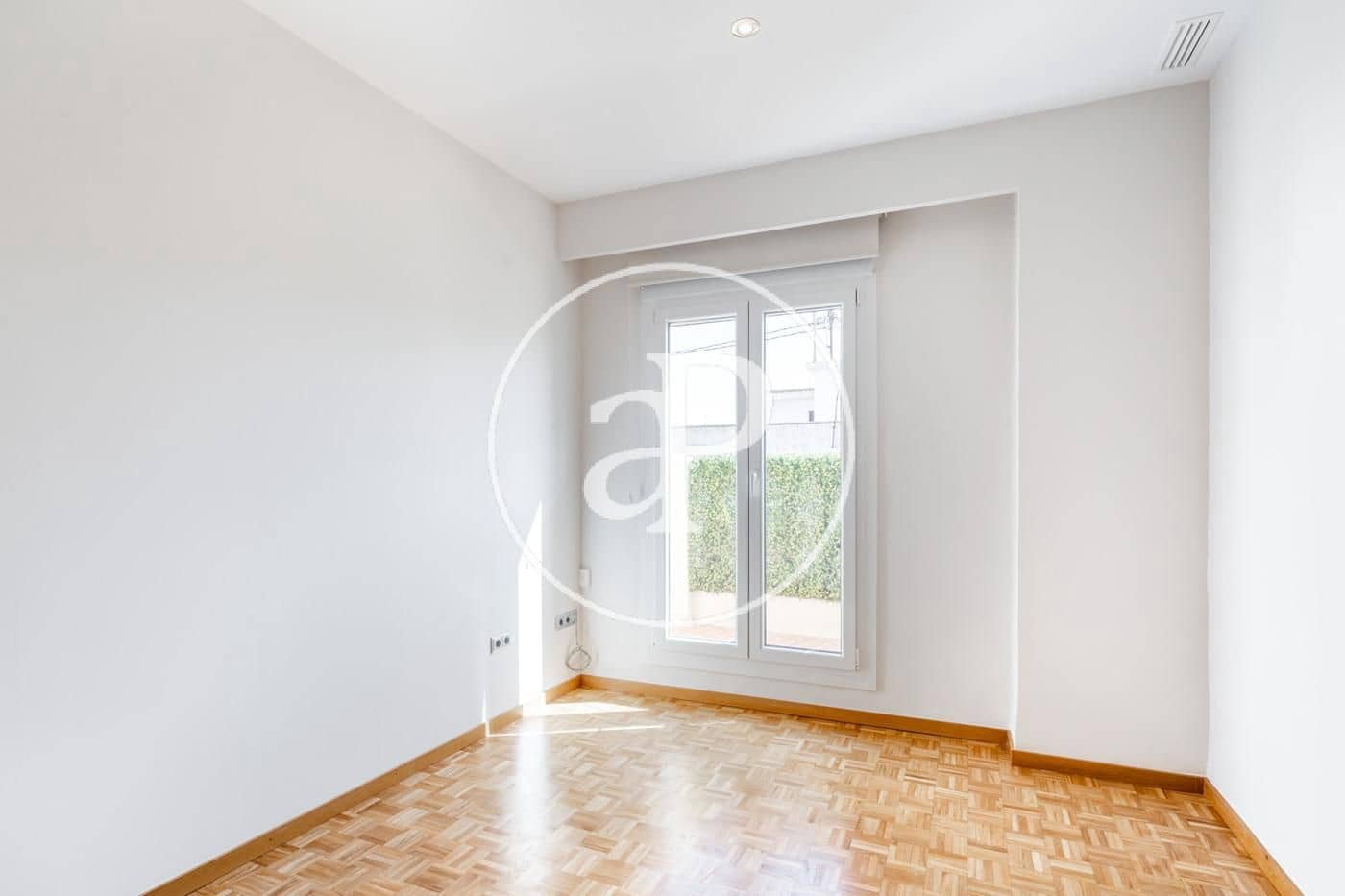 4 bedroom Penthouse for rent in Valencia city - € 3,500 (Ref: 9892447)