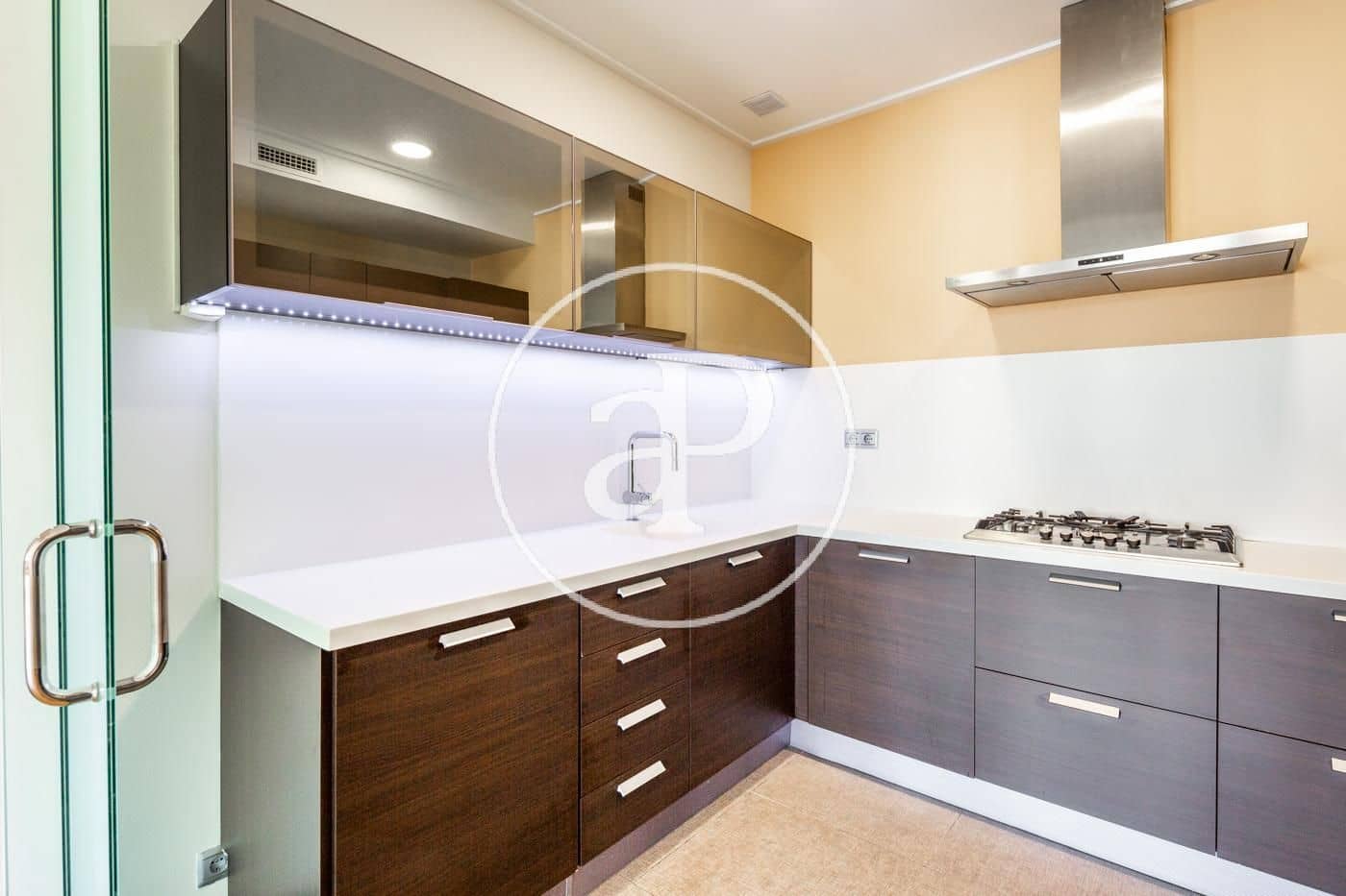 4 bedroom Penthouse for rent in Valencia city - € 3,500 (Ref: 9892447)