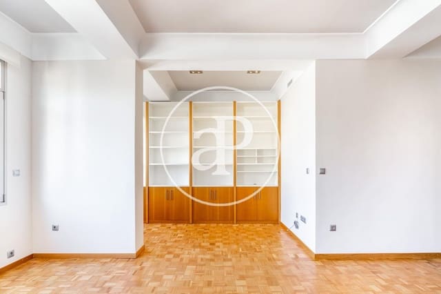 4 bedroom Penthouse for rent in El Pla del Remei, Valencia city - € 3,500 (Ref: 9892447)
