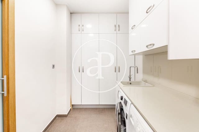 4 bedroom Penthouse for rent in El Pla del Remei, Valencia city - € 3,500 (Ref: 9892447)