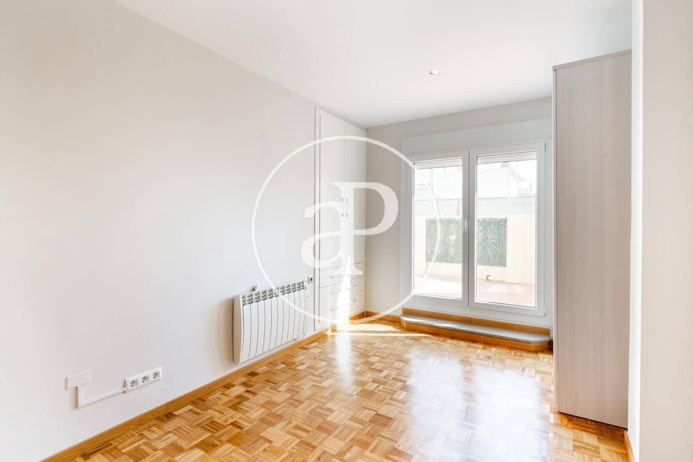 4 bedroom Penthouse for rent in Valencia city - € 3,500 (Ref: 9892447)