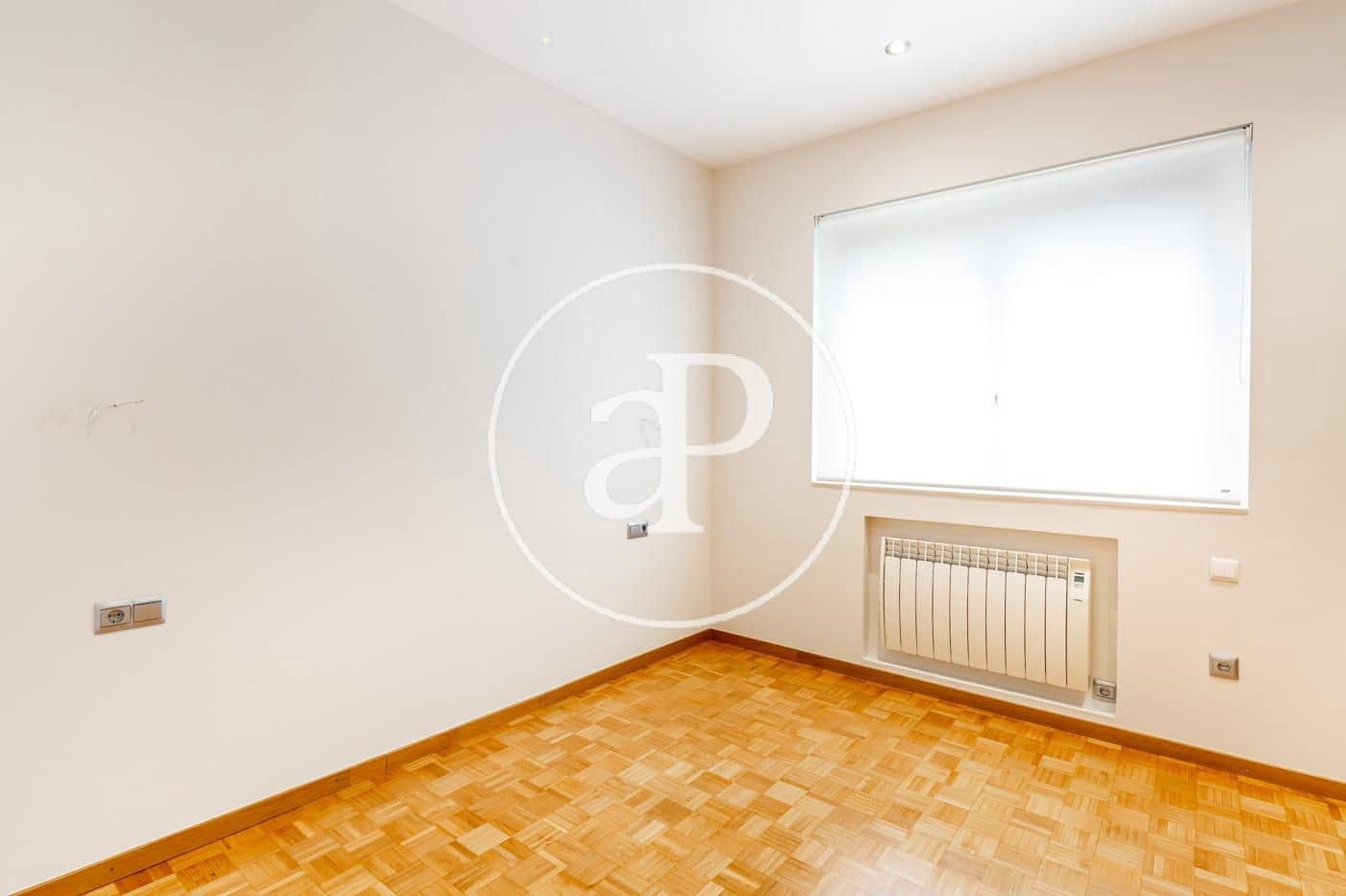 4 bedroom Penthouse for rent in Valencia city - € 3,500 (Ref: 9892447)