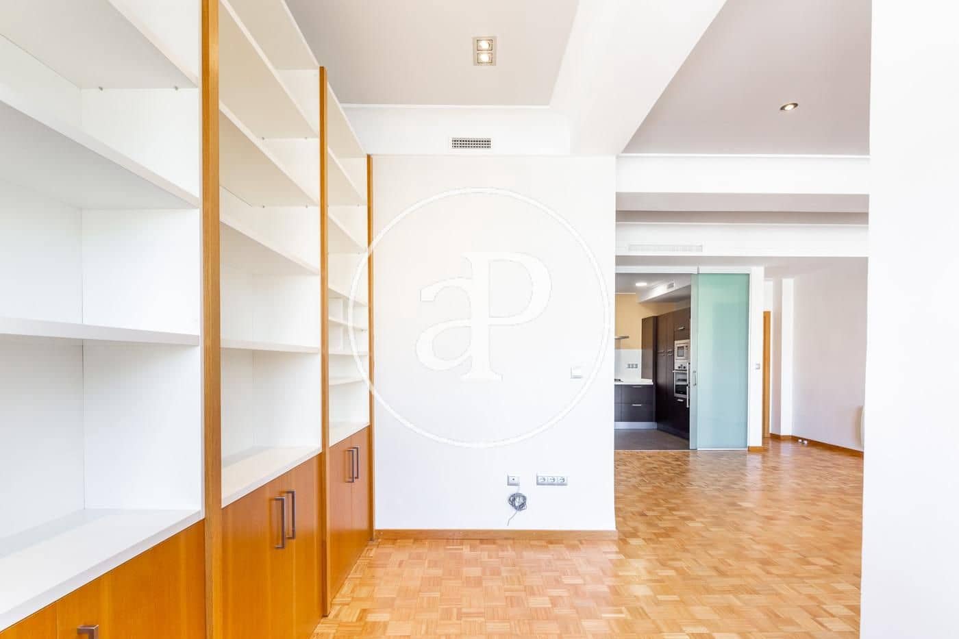 4 bedroom Penthouse for rent in Valencia city - € 3,500 (Ref: 9892447)