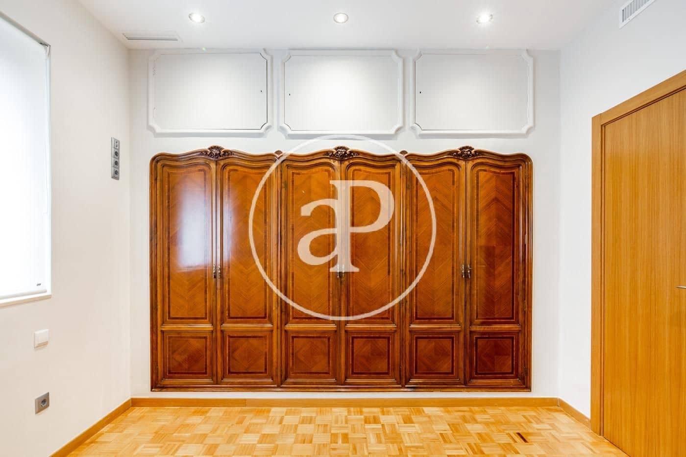 4 bedroom Penthouse for rent in Valencia city - € 3,500 (Ref: 9892447)