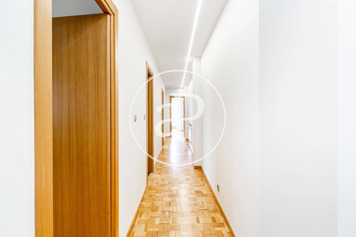 4 bedroom Penthouse for rent in Valencia city - € 3,500 (Ref: 9892447)