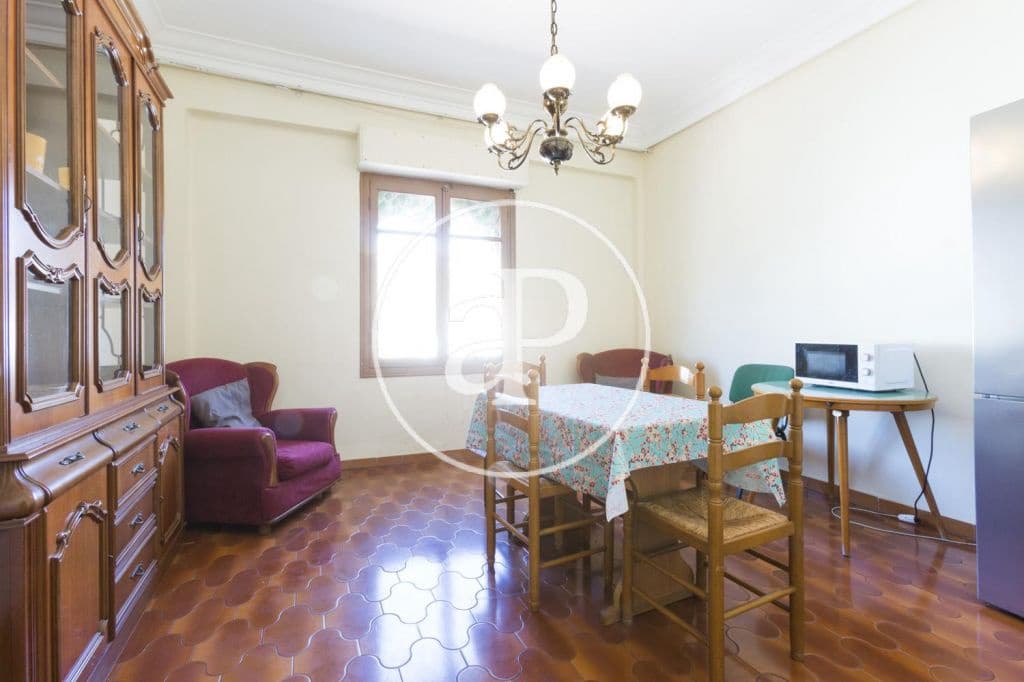 4 camera da letto Appartamento da affittare in Valencia citta - 1.500 € (Rif: 9892448)