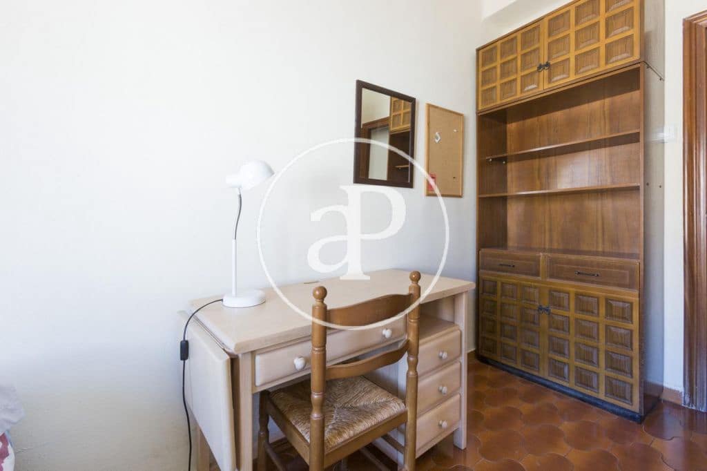 4 camera da letto Appartamento da affittare in Valencia citta - 1.500 € (Rif: 9892448)