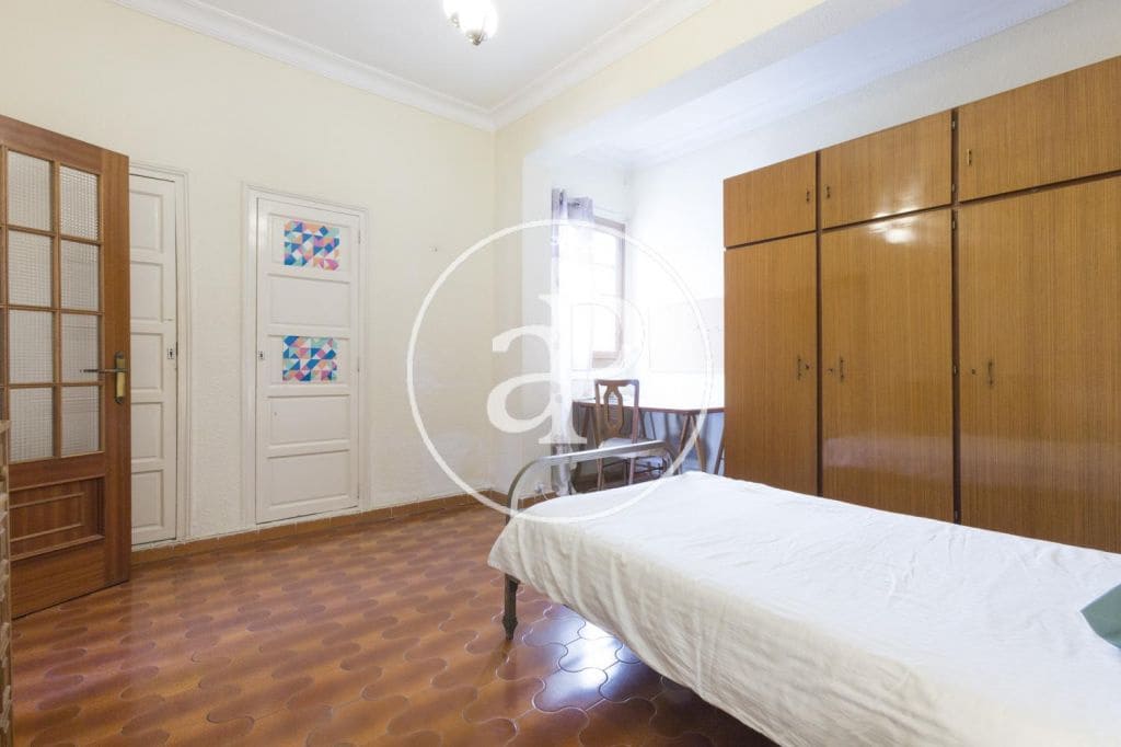 4 camera da letto Appartamento da affittare in Valencia citta - 1.500 € (Rif: 9892448)