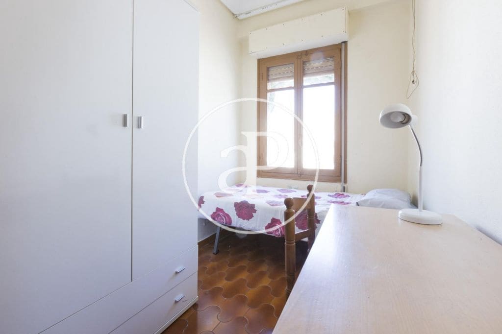 4 camera da letto Appartamento da affittare in Valencia citta - 1.500 € (Rif: 9892448)