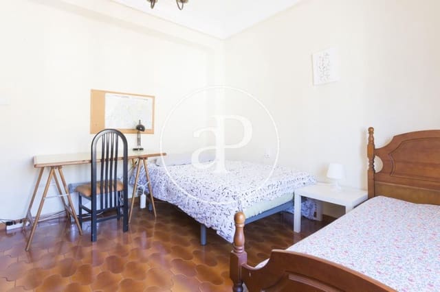 4 camera da letto Appartamento da affittare in Mestalla, Valencia città - 1.500 € (Rif: 9892448)