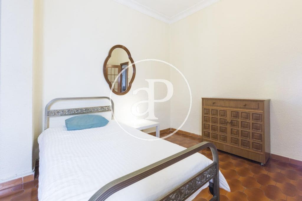 4 camera da letto Appartamento da affittare in Valencia citta - 1.500 € (Rif: 9892448)