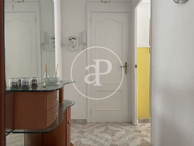 3 sovrum Lägenhet att hyra i Playa de los Locos, Torrevieja - 700 € (Ref: 9894476)