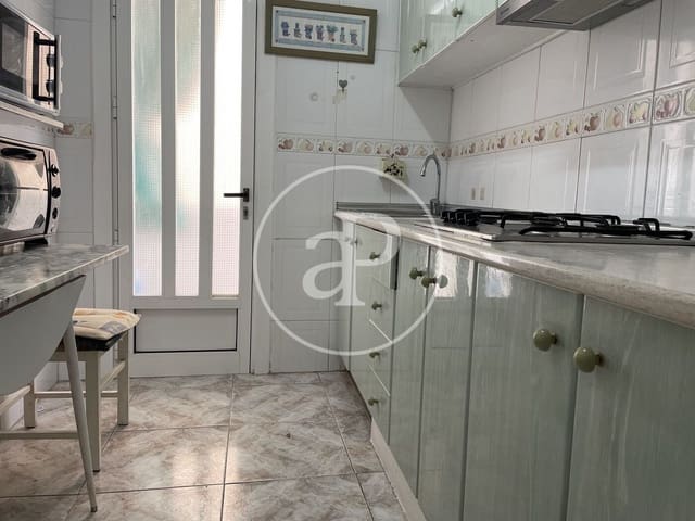 3 sovrum Lägenhet att hyra i Playa de los Locos, Torrevieja - 700 € (Ref: 9894476)