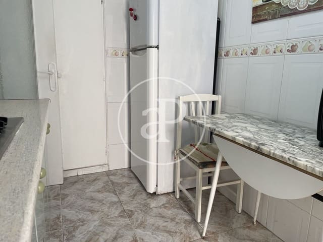 3 sovrum Lägenhet att hyra i Playa de los Locos, Torrevieja - 700 € (Ref: 9894476)