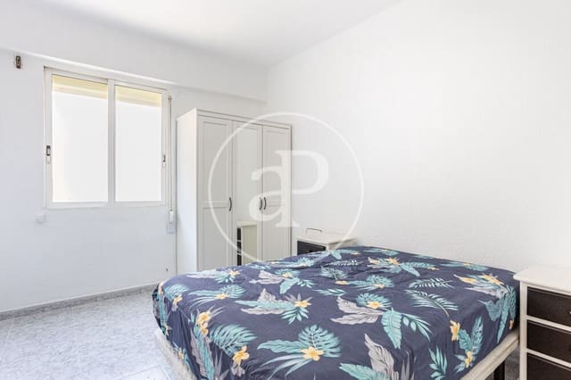 3 slaapkamer Appartement te huur in Benicalap, Valencia stad - € 1.200 (Ref: 9894477)