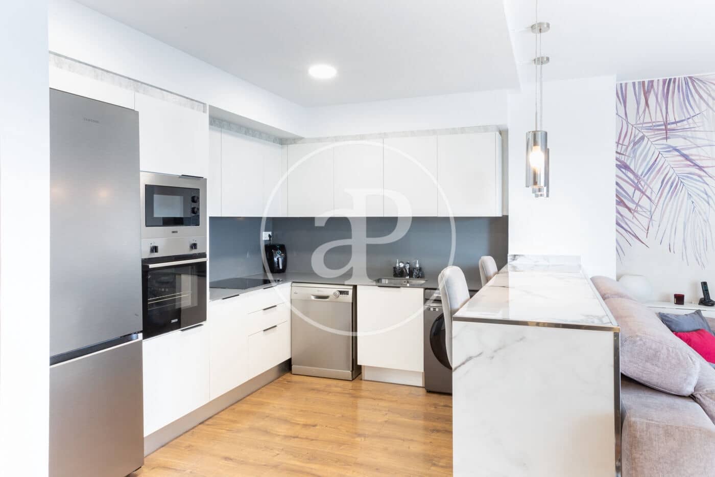 2 quarto Apartamento para arrendar em Valencia cidade com piscina garagem - 1 750 € (Ref: 9894478)