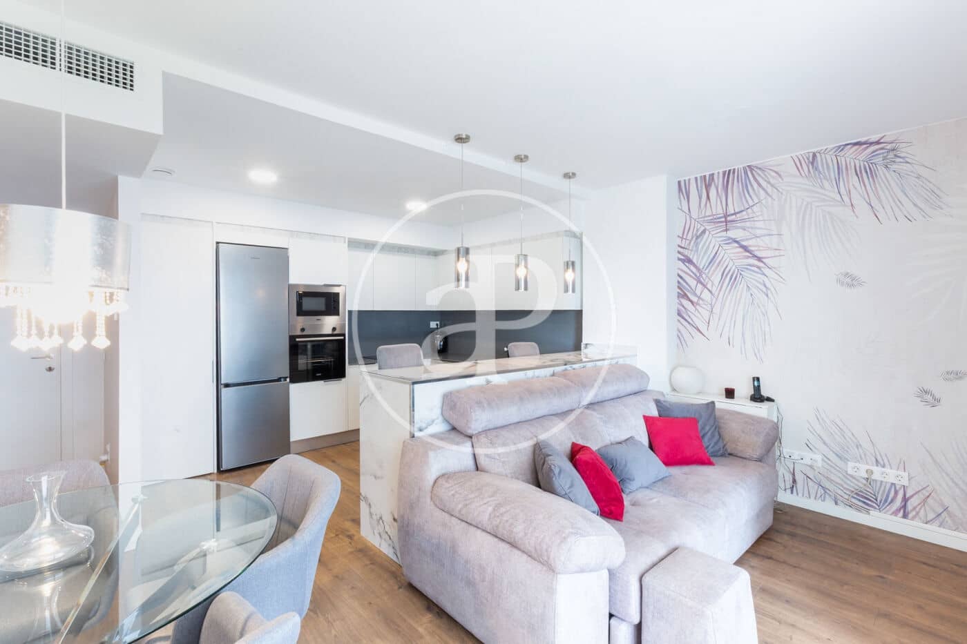 2 quarto Apartamento para arrendar em Valencia cidade com piscina garagem - 1 750 € (Ref: 9894478)