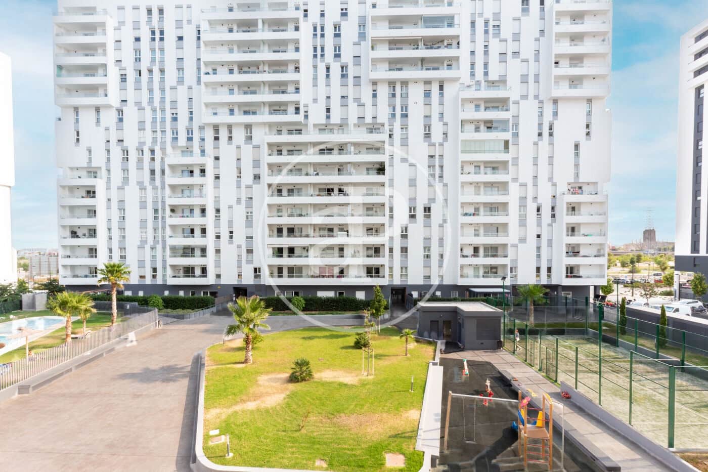 2 quarto Apartamento para arrendar em Valencia cidade com piscina garagem - 1 750 € (Ref: 9894478)