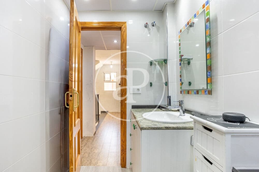 5 quarto Moradia para venda em Riba-roja de Turia com piscina - 430 000 € (Ref: 9894479)