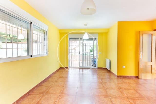 4 quarto Moradia para venda em Riba-roja de Túria com piscina - 420 000 € (Ref: 9894480)