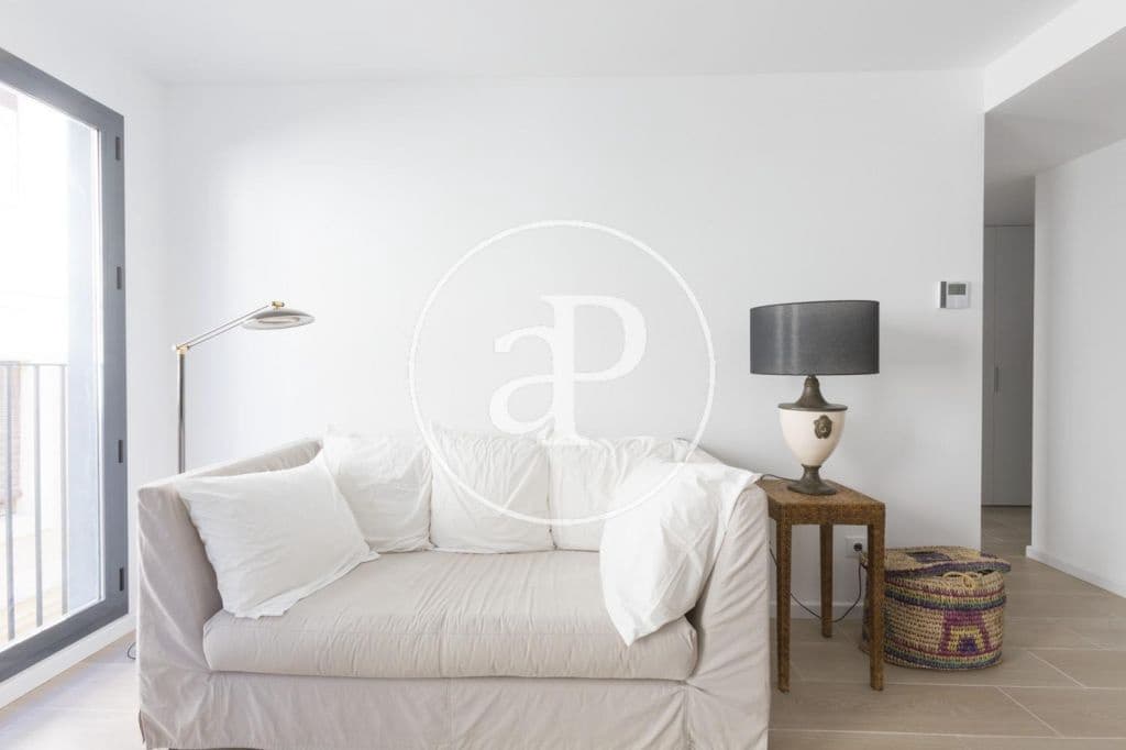 1 soveværelse Lejlighed til leje i Valencia by - € 1.300 (Ref: 9894484)