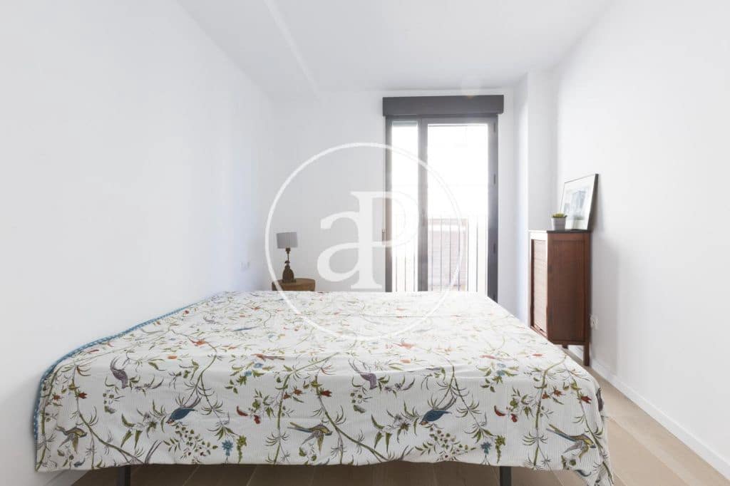 1 soveværelse Lejlighed til leje i Valencia by - € 1.300 (Ref: 9894484)