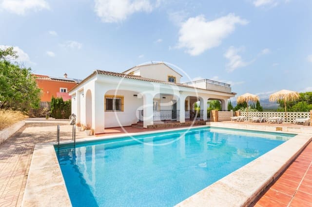 4 bedroom Villa for sale in La Pobla de Vallbona with pool - € 350,000 (Ref: 9896871)