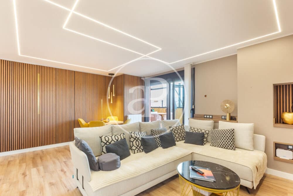 4 makuuhuone Kattohuoneisto myytävänä paikassa Sagunto / Sagunt - 470 000 € (Ref: 9896872)