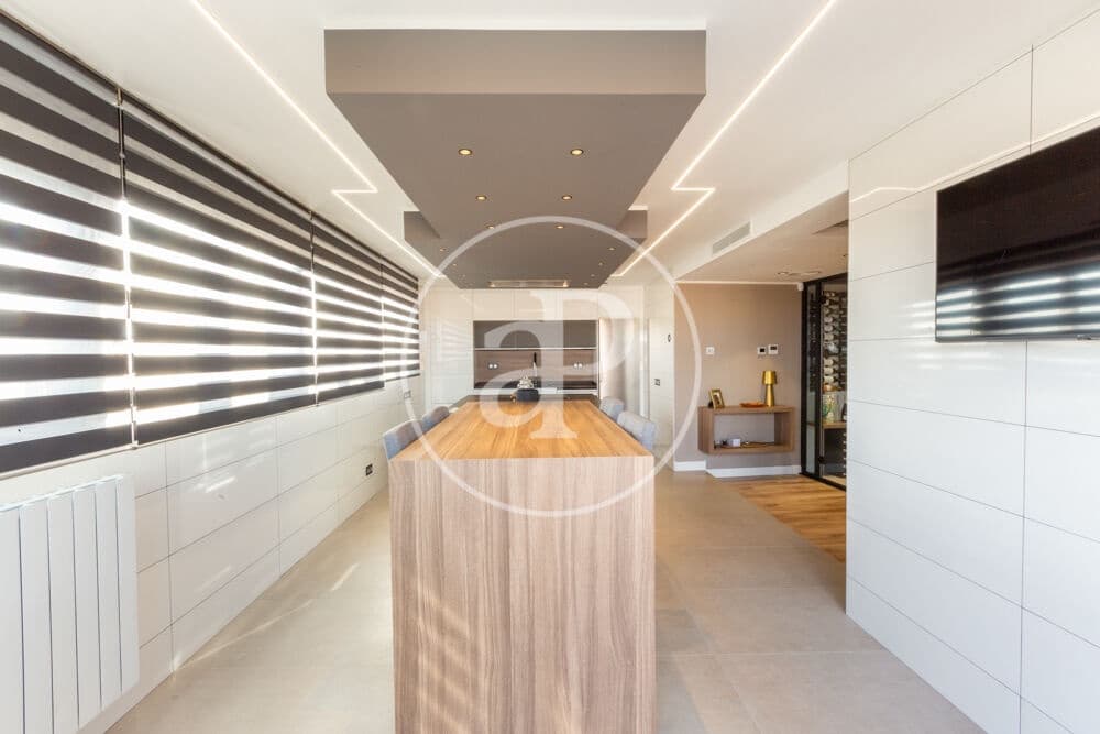4 makuuhuone Kattohuoneisto myytävänä paikassa Sagunto / Sagunt - 470 000 € (Ref: 9896872)