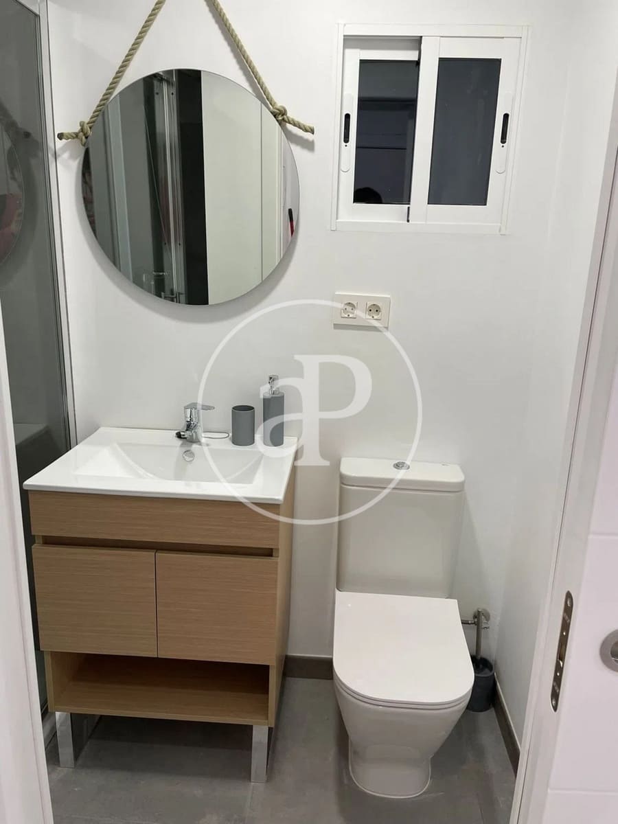 3 bedroom Apartment for sale in Valencia city - € 170,000 (Ref: 9896873)