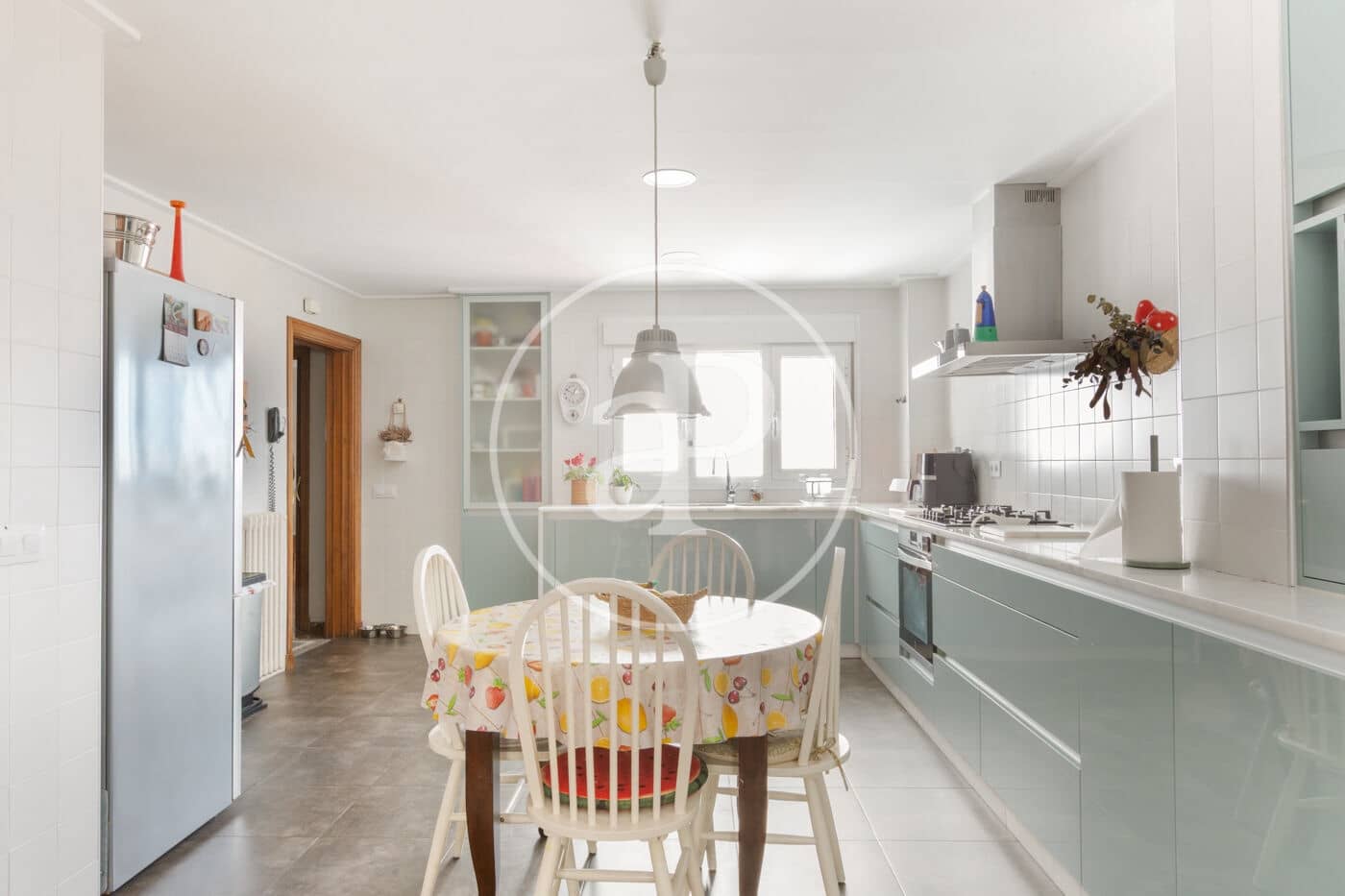 5 makuuhuone Kattohuoneisto myytävänä paikassa Valencia kaupunki - 1 100 000 € (Ref: 9896874)