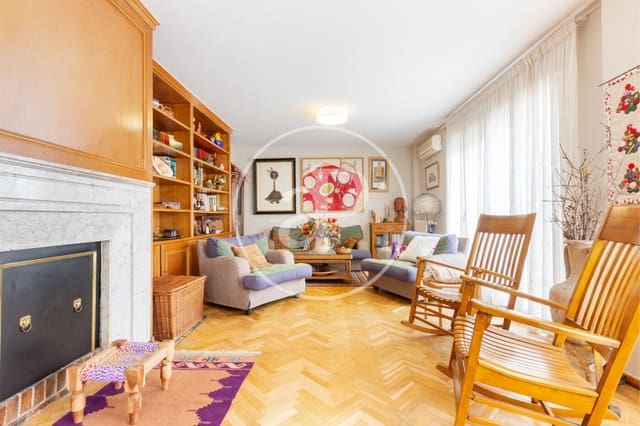 5 Zimmer Penthouse zu verkaufen in El Mercat, València Stadt - 1.100.000 € (Ref: 9896874)