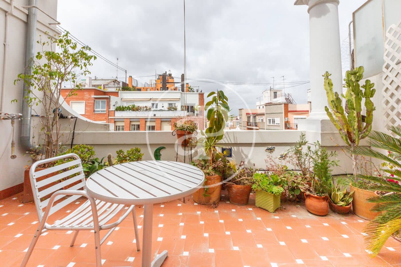5 makuuhuone Kattohuoneisto myytävänä paikassa Valencia kaupunki - 1 100 000 € (Ref: 9896874)