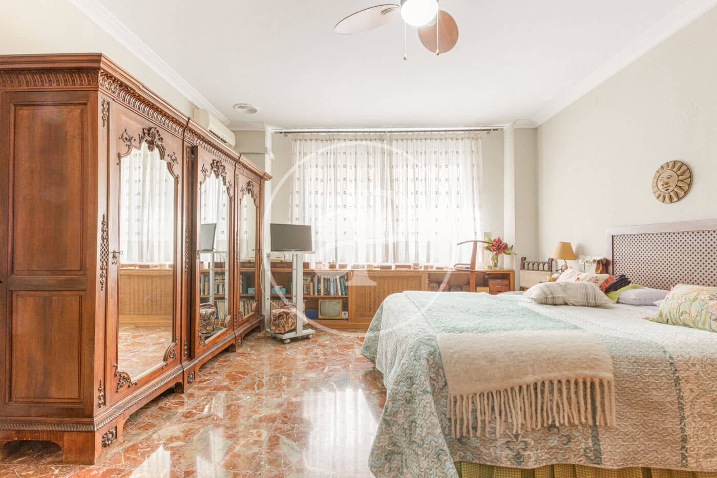 5 makuuhuone Kattohuoneisto myytävänä paikassa Valencia kaupunki - 1 100 000 € (Ref: 9896874)