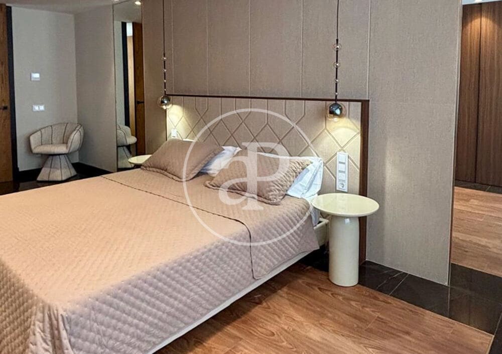 3 makuuhuone Huoneisto myytävänä paikassa Valencia kaupunki - 1 490 000 € (Ref: 9896875)