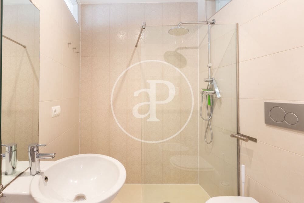 Apartamento de 2 habitaciones en València ciudad en venta - 475.000 € (Ref: 9899660)
