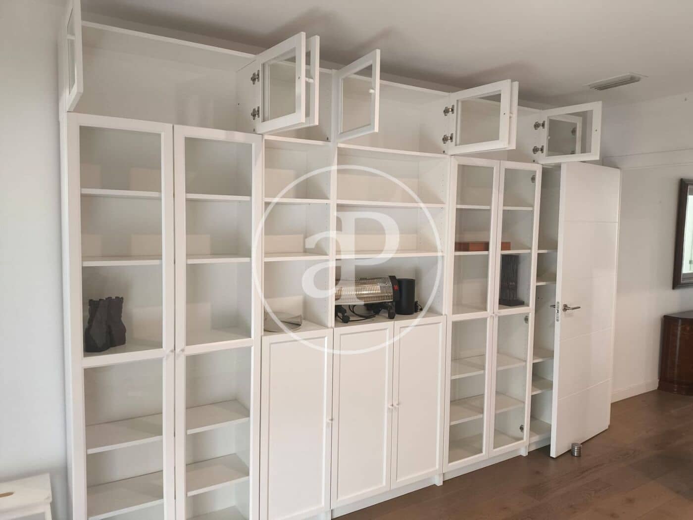 3 bedroom Apartment for rent in Valencia city - € 2,500 (Ref: 9899661)