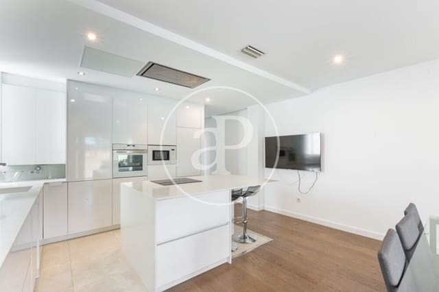 3 quarto Apartamento para arrendar em Arrancapins, Valência cidade - 2 500 € (Ref: 9899661)
