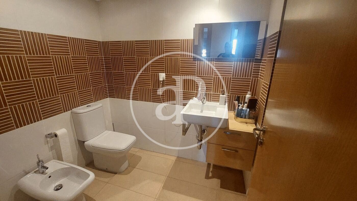 3 bedroom Apartment for rent in Valencia city - € 1,450 (Ref: 9899662)