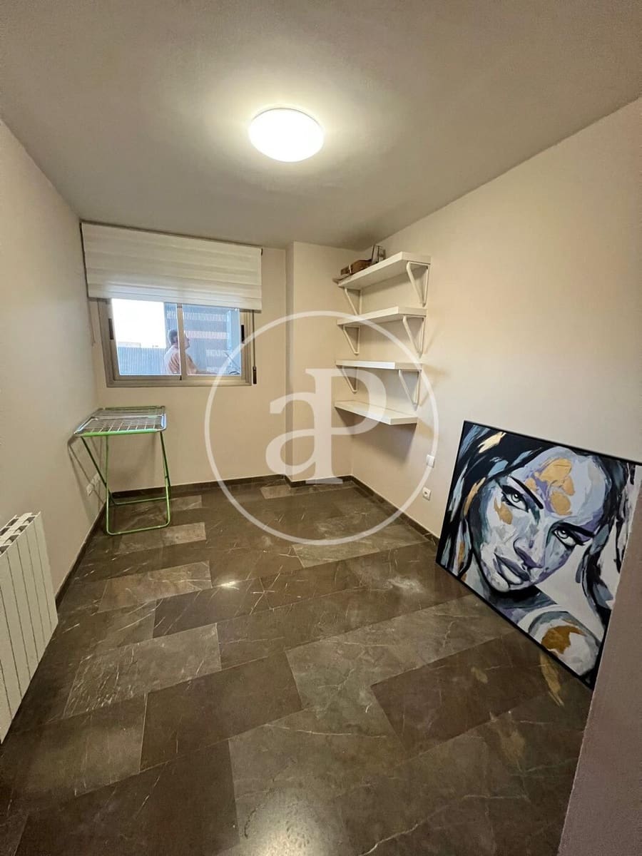 3 bedroom Apartment for rent in Valencia city - € 1,450 (Ref: 9899662)