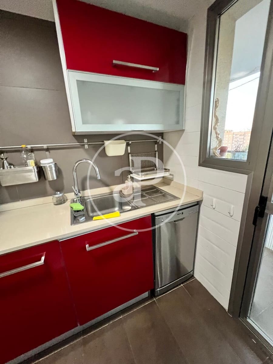 3 bedroom Apartment for rent in Valencia city - € 1,450 (Ref: 9899662)