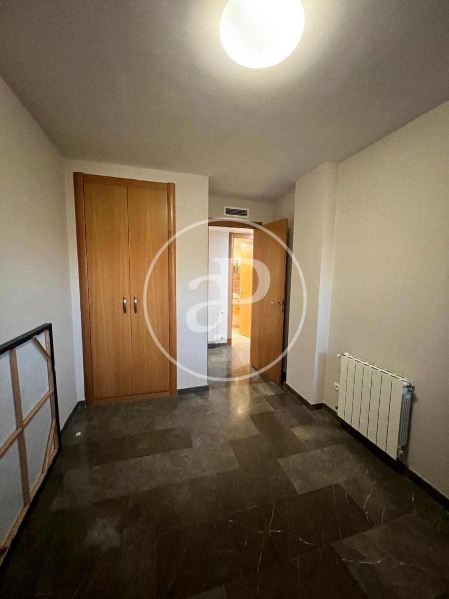 3 bedroom Apartment for rent in Valencia city - € 1,450 (Ref: 9899662)