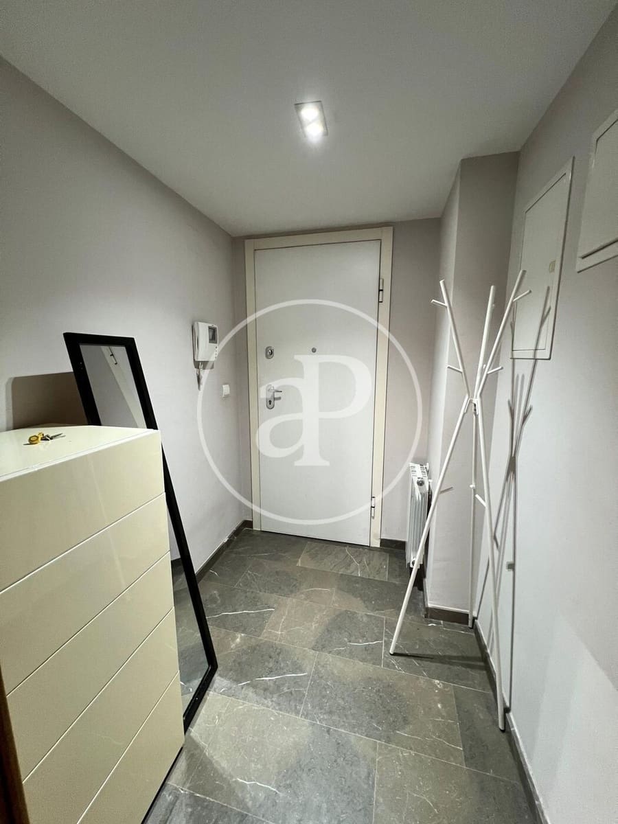 3 bedroom Apartment for rent in Valencia city - € 1,450 (Ref: 9899662)