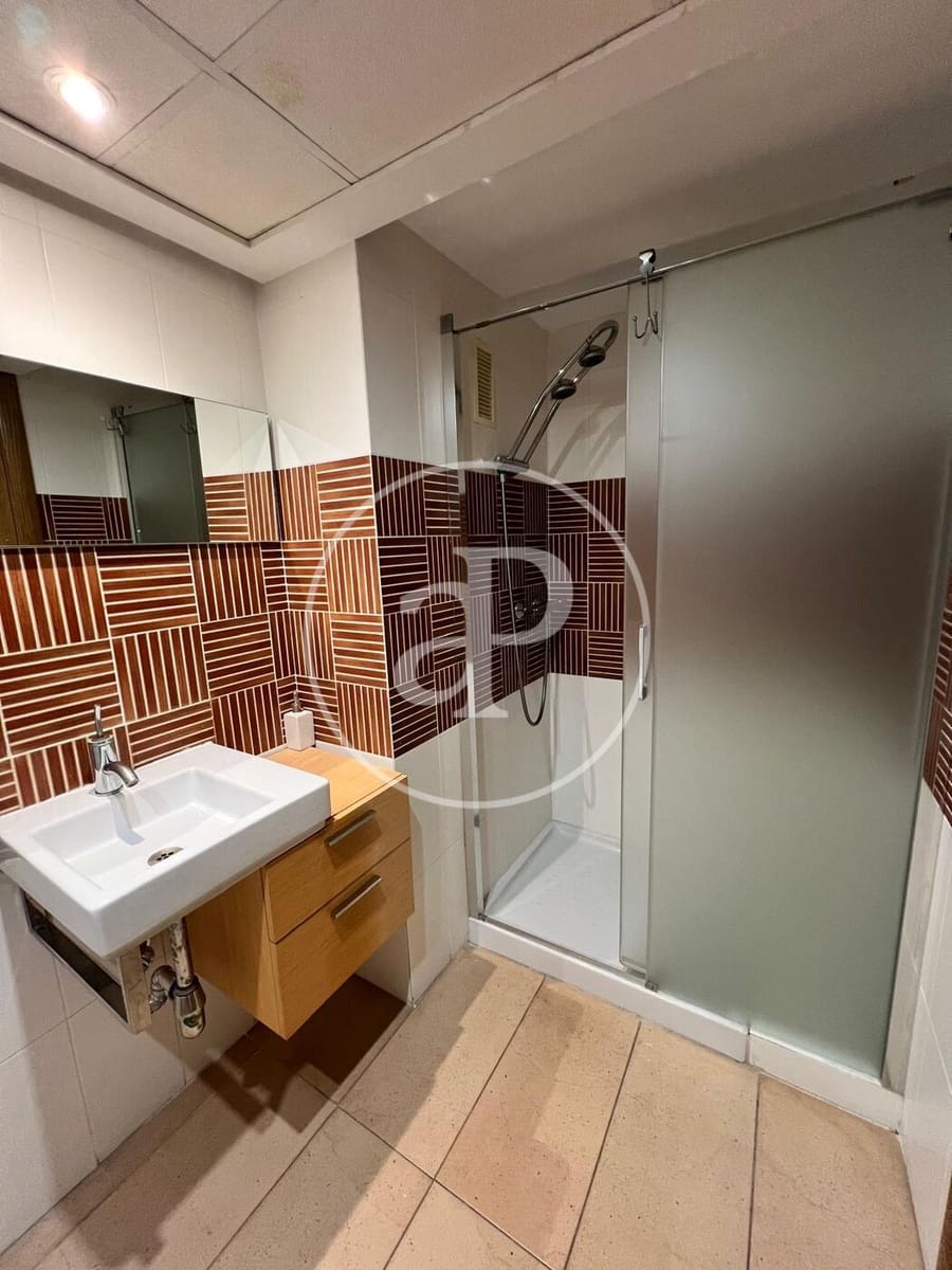 3 bedroom Apartment for rent in Valencia city - € 1,450 (Ref: 9899662)