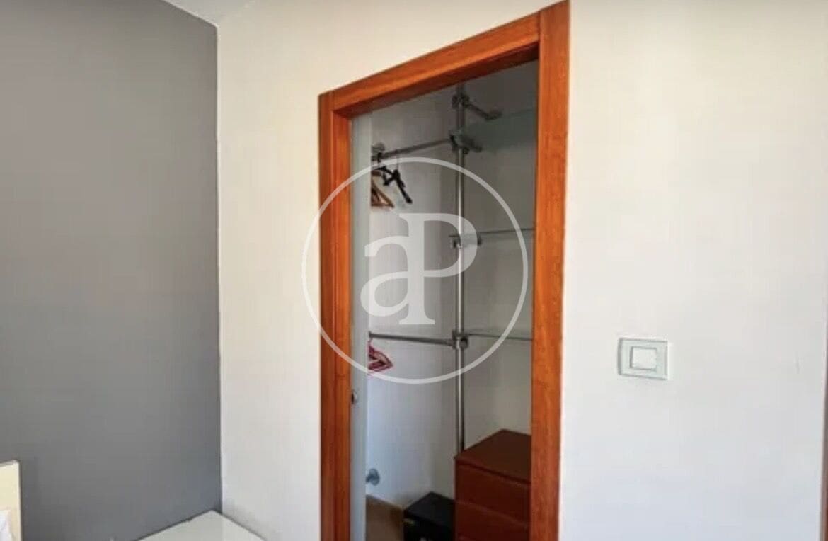 2 slaapkamer Appartement te huur in Valencia stad - € 1.350 (Ref: 9904653)