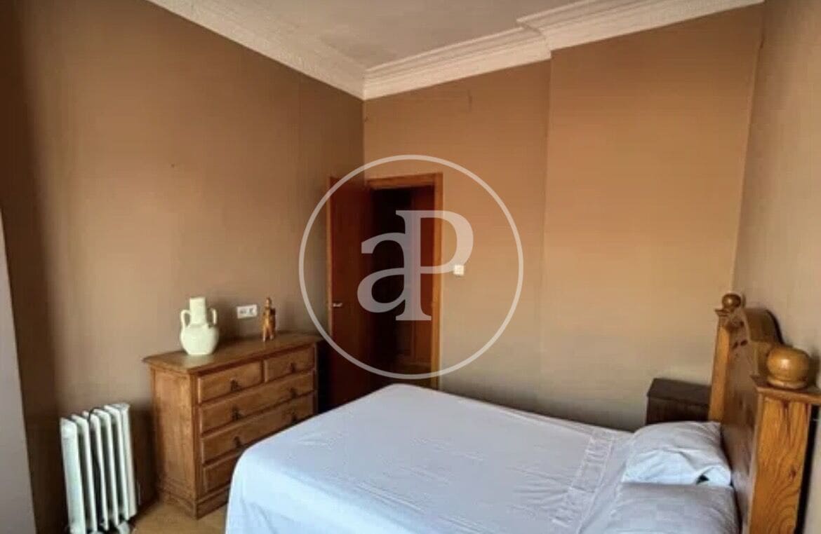2 slaapkamer Appartement te huur in Valencia stad - € 1.350 (Ref: 9904653)