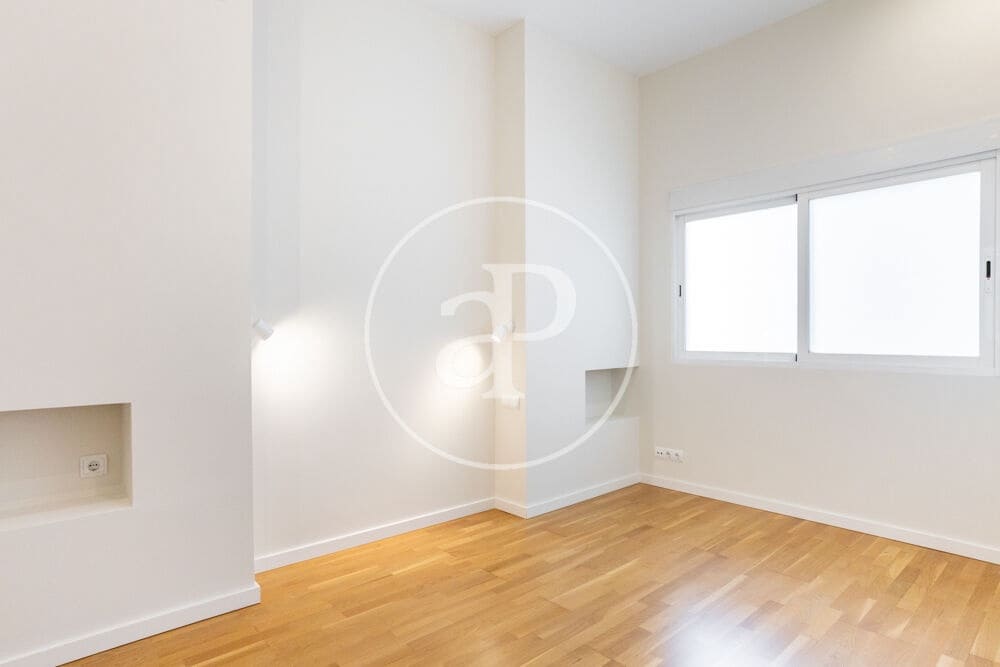 3 Zimmer Apartment zu vermieten in Valencia Stadt - 2.250 € (Ref: 9904654)